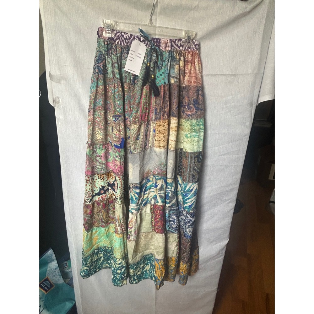 White Waves Art Silk Patchwork Maxi Skirt Womens Free Size Boho Paisley Tiered